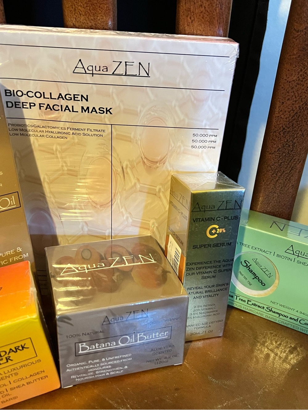 Aqua ZEN Facial & Serum Set in Cream, Gold, Green bundle